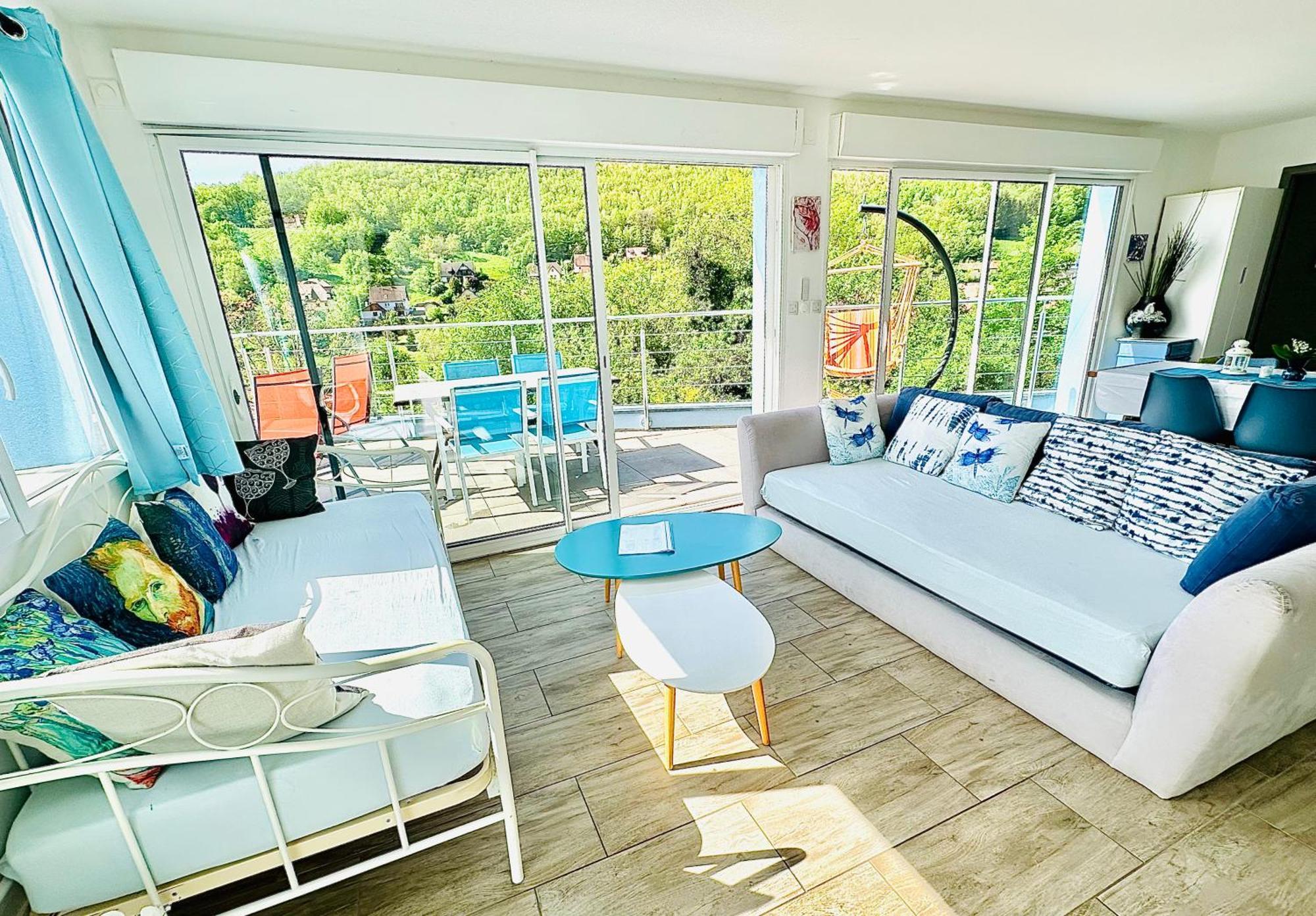 Apartmán Janea Big Blue House Reichsfeld Exteriér fotografie